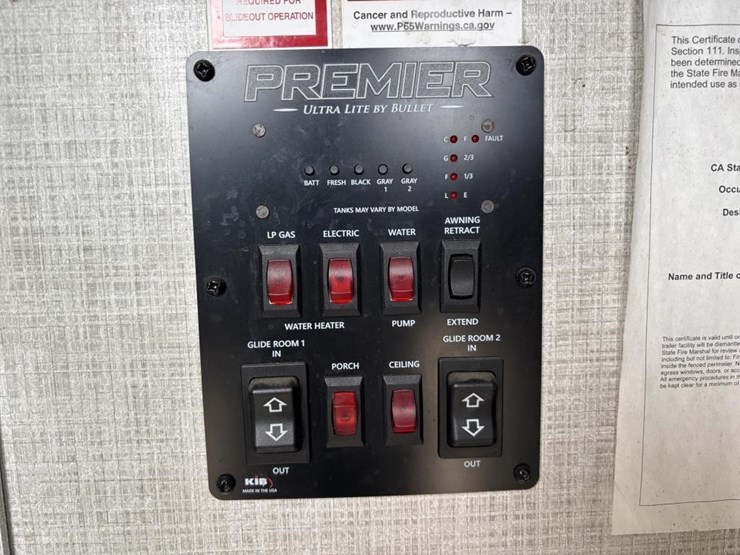 2020-premier-bl24rkpr20-travel-trailer-image-46