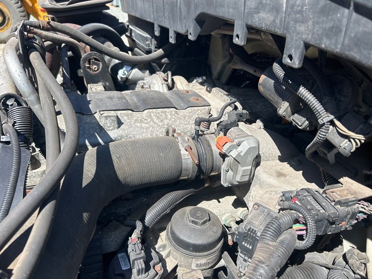 2013-international-durastar-4300-image-54