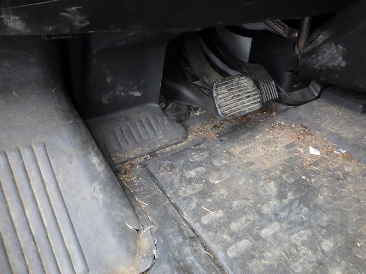 2021-dodge-1500-image-26