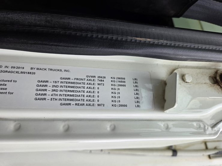 2020-mack-10yd.-t/a-dump-truck-image-12