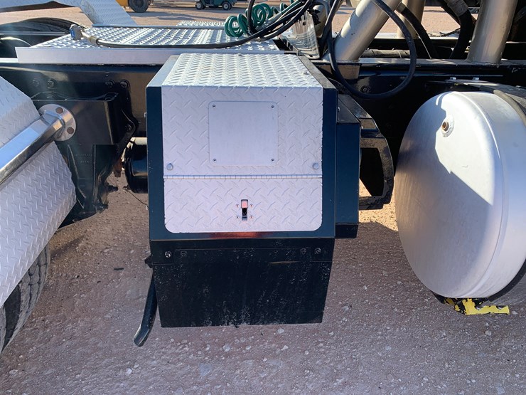 2012-western-star-4900-image-9