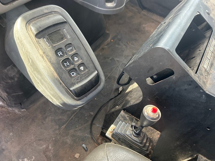 2014-international-4400-sba-image-88