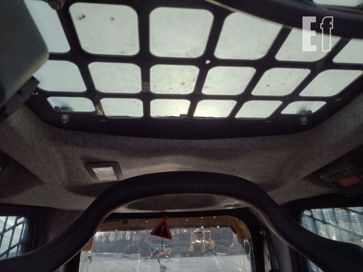 2022-deere-325g-image-9