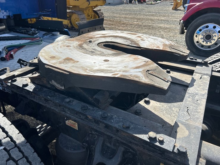 2018-kenworth-t680-image-26