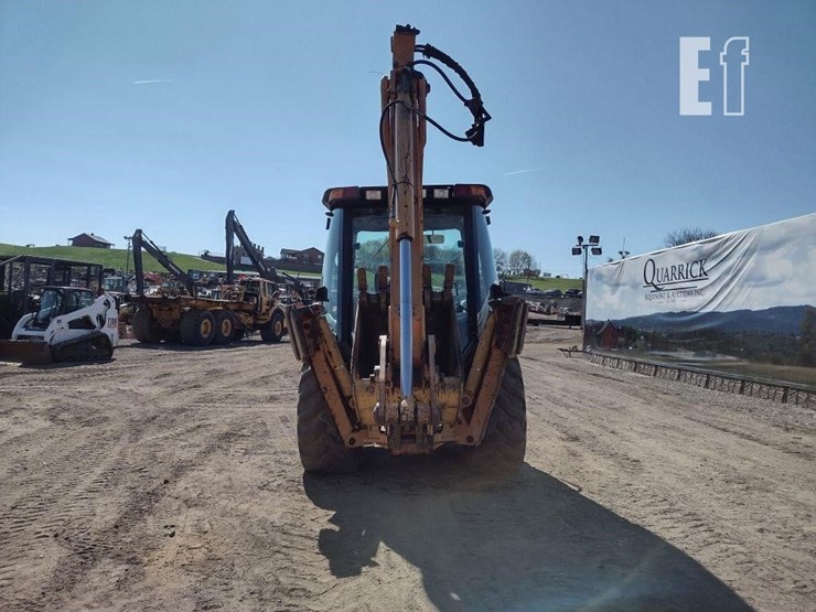 case-580m-turbo-image-4