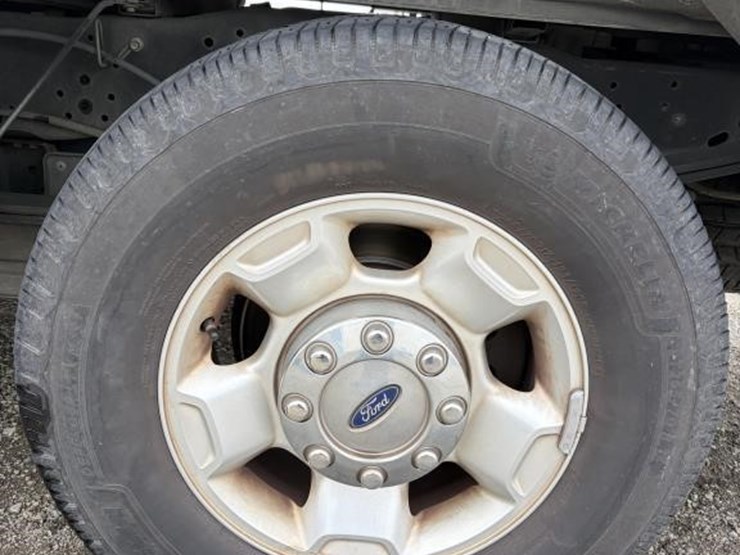 2011-ford-f250-image-5