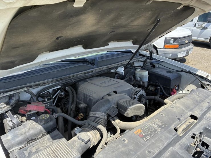 2014-chevrolet-tahoe-image-7