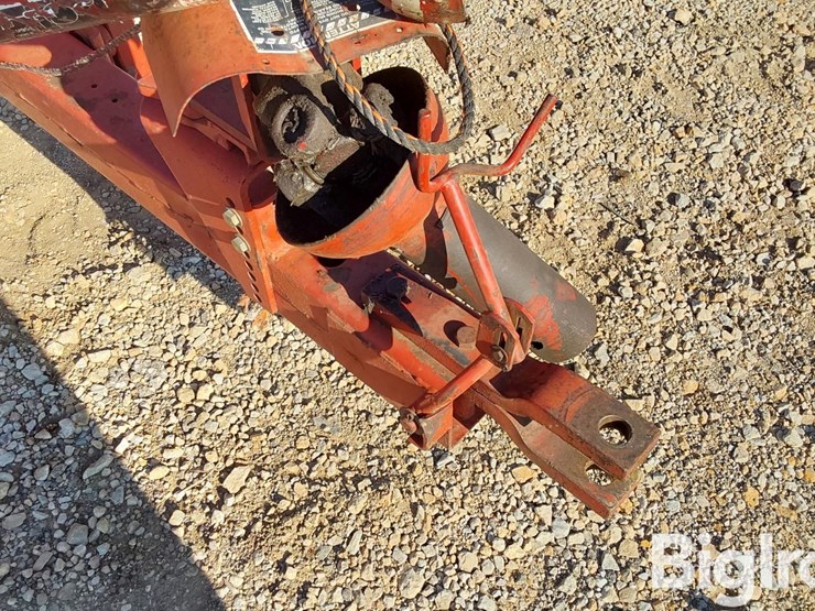 1990-new-holland-570-image-9