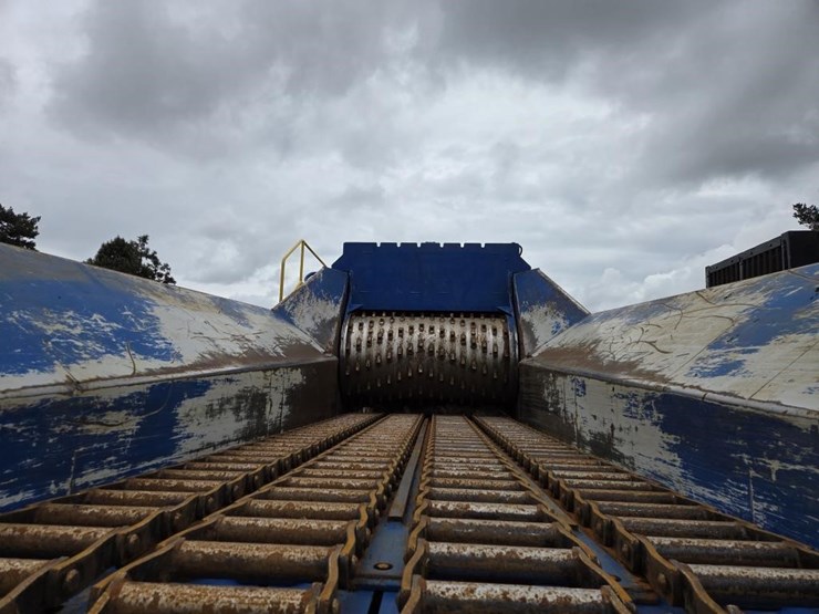 2022-petersen-/-astec-5710d-horizontal-grinder-image-7