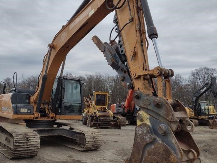 2015-case-cx250c-image-19