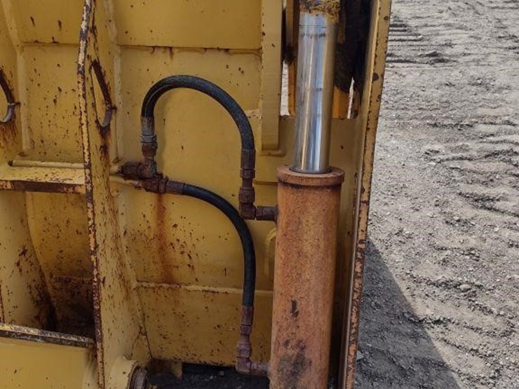 2002-deere-310sg-image-22