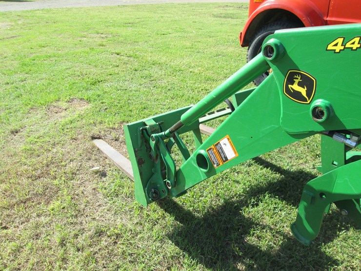 john-deere-4066r-image-31