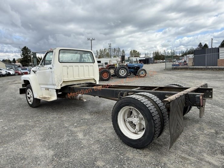 1985-ford-f600-image-4