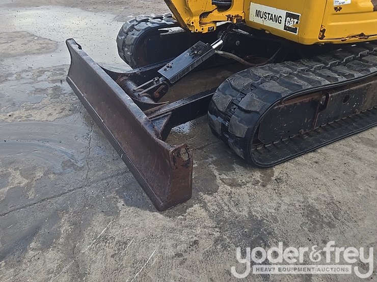 2016-caterpillar-305e2-cr-image-28
