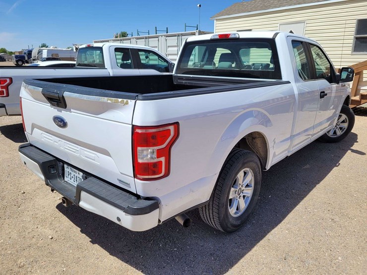 2019-ford-f150-xl-image-3