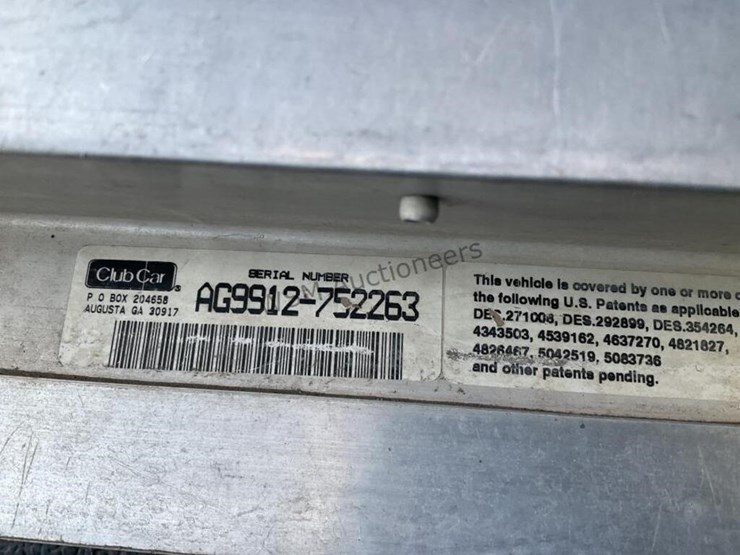 club-car-gas-powered-utility-cart-image-10