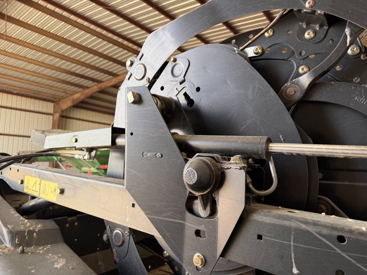 2013-mac-don-fd75-image-52