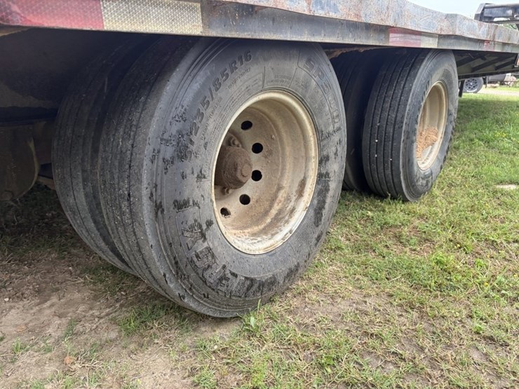 40ft-gooseneck-trailer-image-11