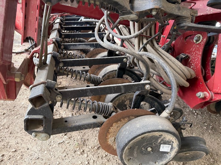 2014-case-ih-36-image-45