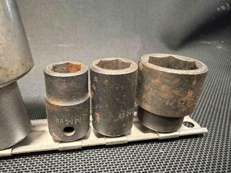 snap-on,-mac-assorted-sockets-image-6