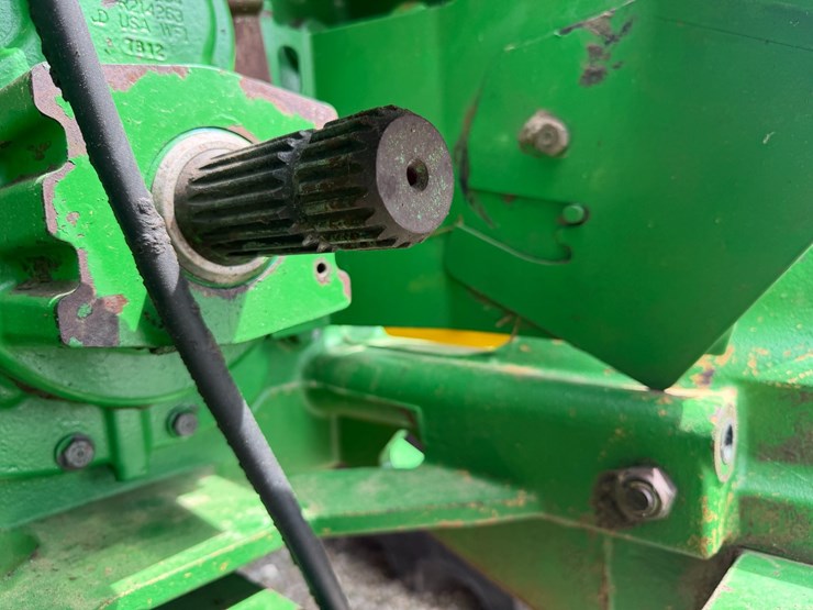 2007-john-deere-8330-image-21