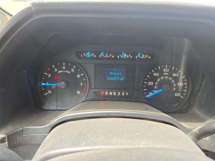 2017-ford-f150-xl-image-15