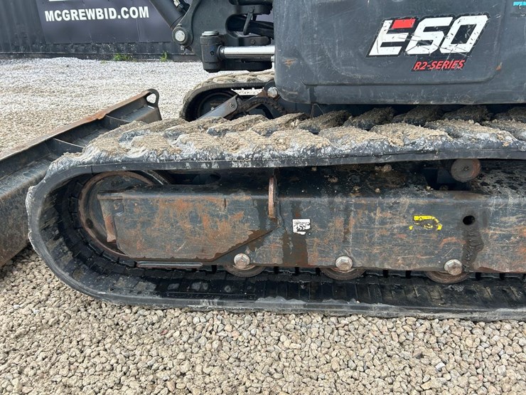 2022-bobcat-e60-image-17