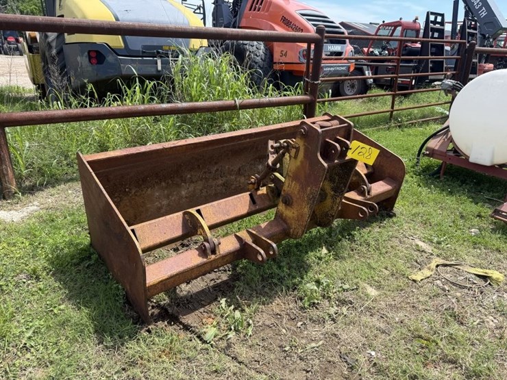 6ft-3pt-box-blade-image-1