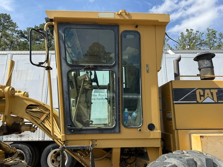 caterpillar-12h-image-25