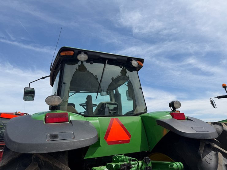 2006-john-deere-8330-image-23