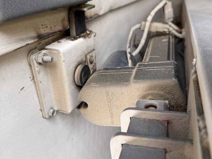 2000-international-3800-image-92