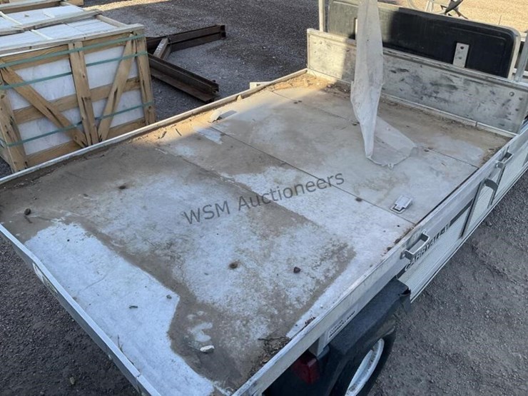 club-car-electric-utility-cart-image-6