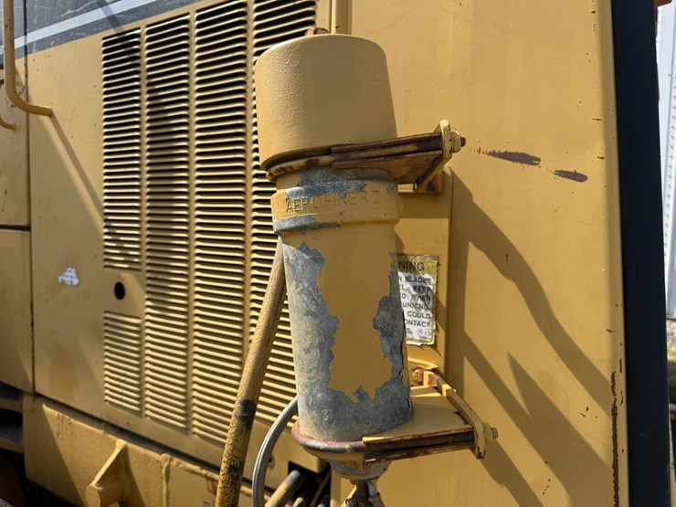 caterpillar-12h-image-70