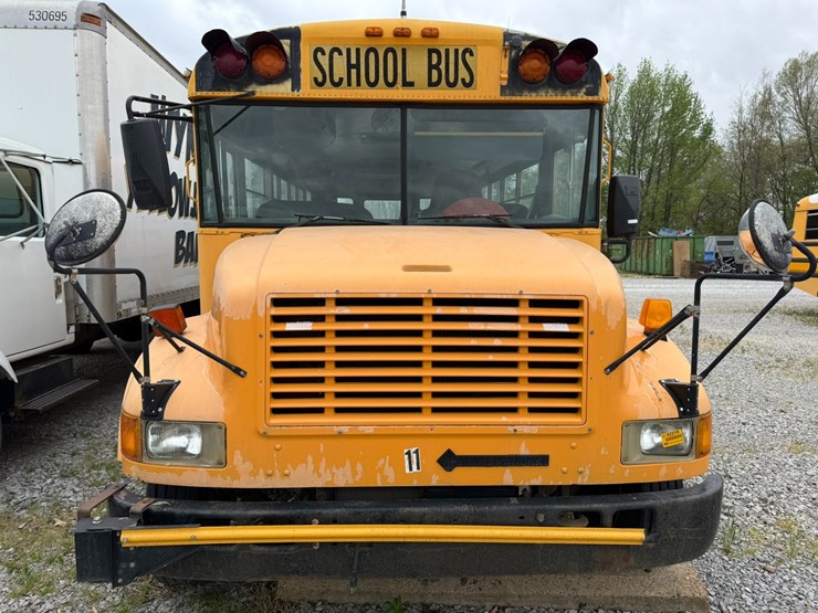 2000-international-3800-image-31