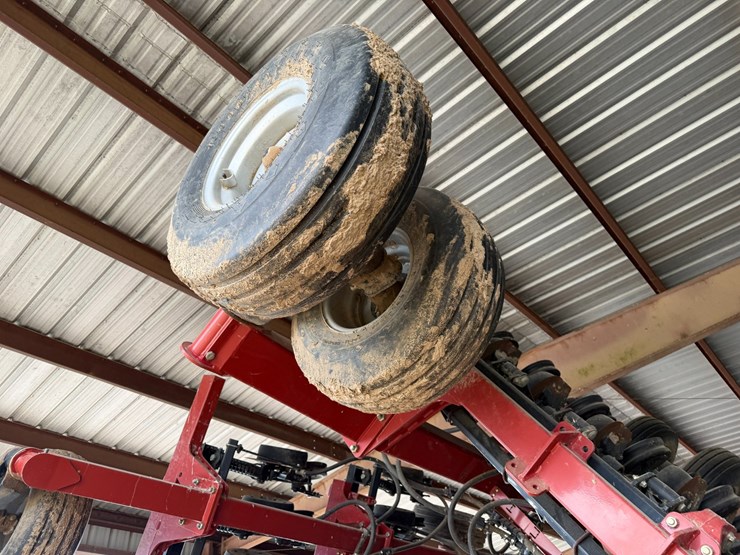 2014-case-ih-36-image-12