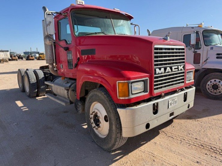 2006-mack-chn613-image-2