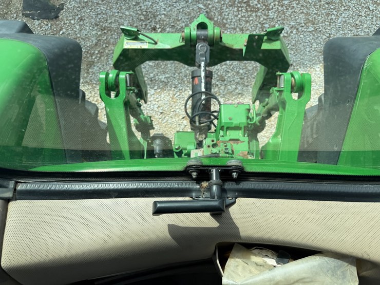 2013-john-deere-8335r-image-74