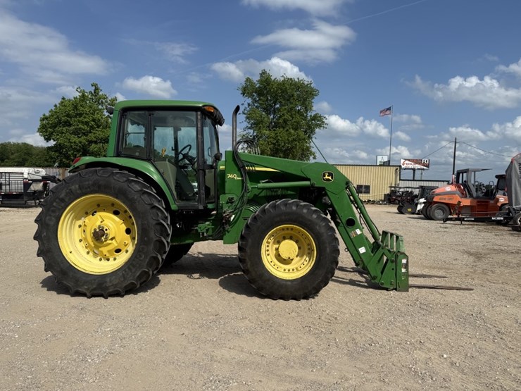2007-john-deere-7320-image-10