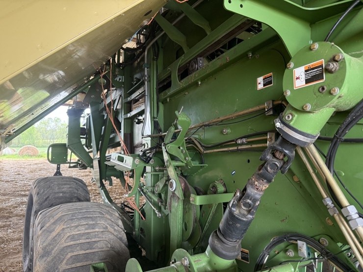 krone-big-pack-1290-2013-image-23