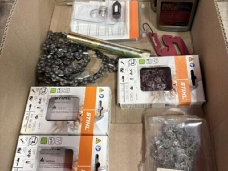 3---16"-steel-chains,-spark-plugs,-2-cycle-oil-image-2