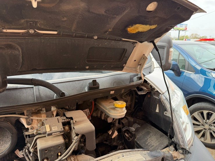 2014-ram-promaster-2500-image-37