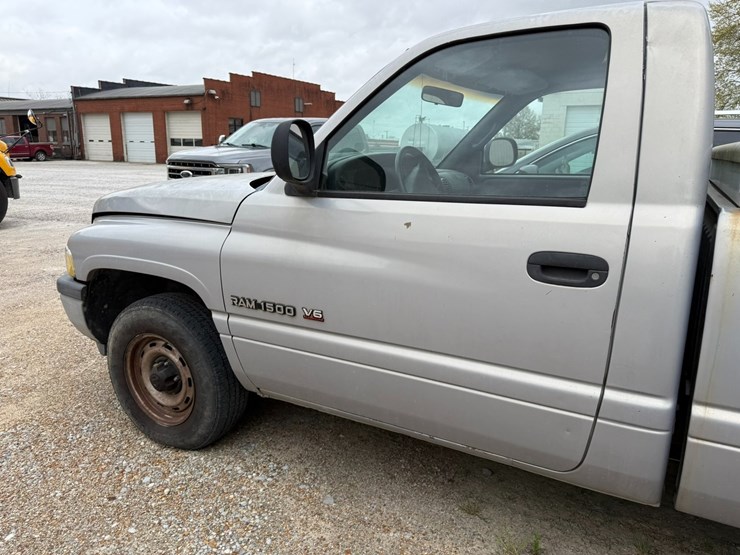 1999-dodge-ram-1500-image-21