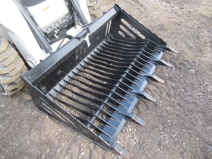 wildcat-68"-skid-steer-skeleton-bucket-w/teeth-image-4