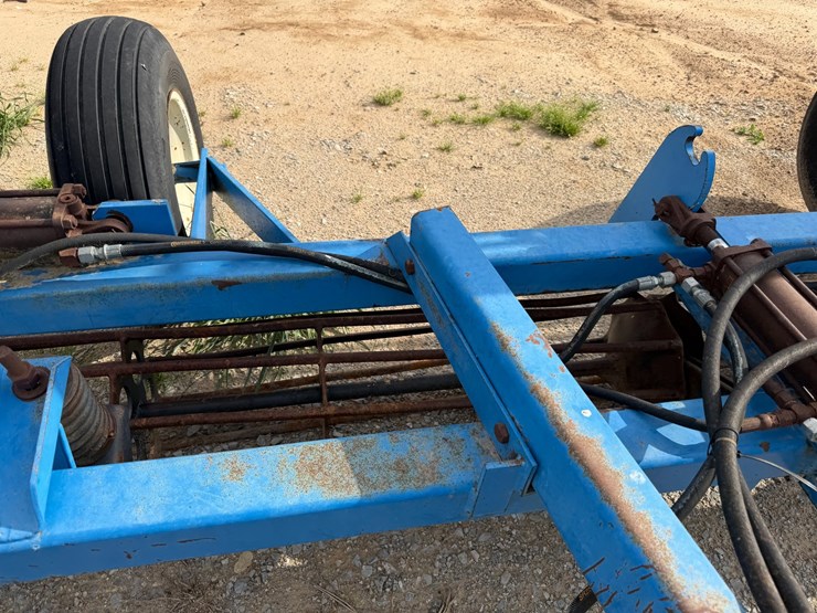 #46898-•-dmi-30'-crumbler-image-42