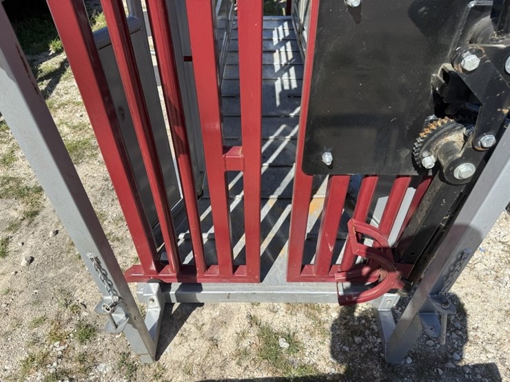 squeeze-chute-image-7