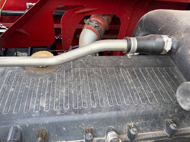 2016-case-ih-8240-image-106