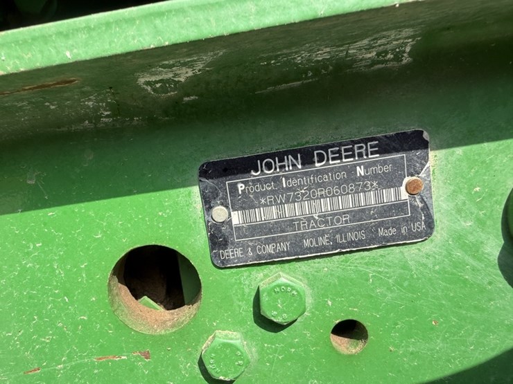 2007-john-deere-7320-image-22