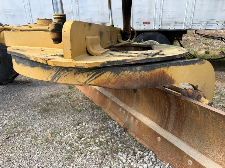 caterpillar-12h-image-45