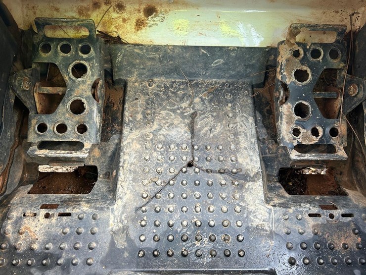 2021-bobcat-t550-image-20