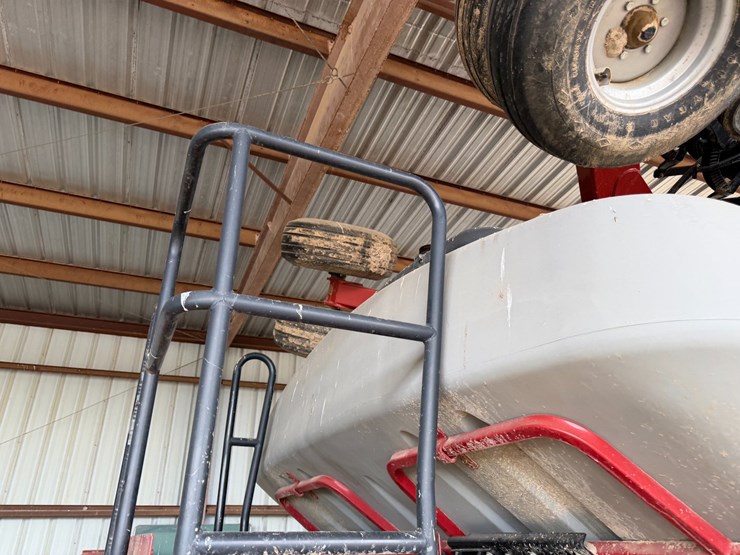 2014-case-ih-36-image-25